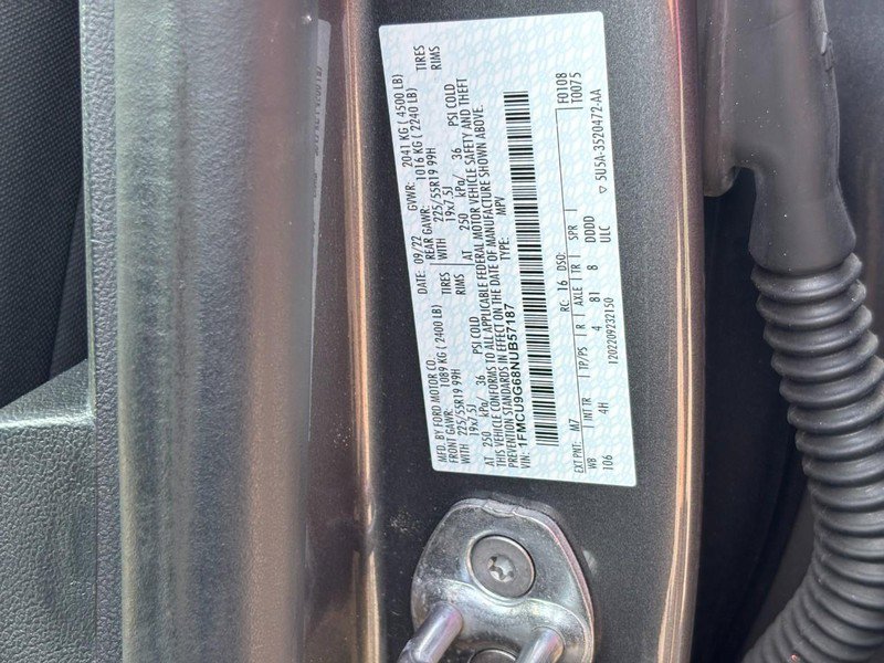 Used 2022 Ford Escape SE w/ SE Sport Appearance Package AWD/4WD image 24