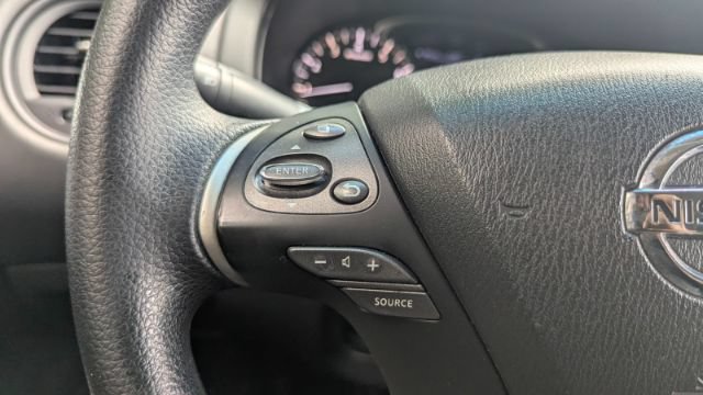 Used 2014 Nissan Pathfinder S AWD/4WD image 26