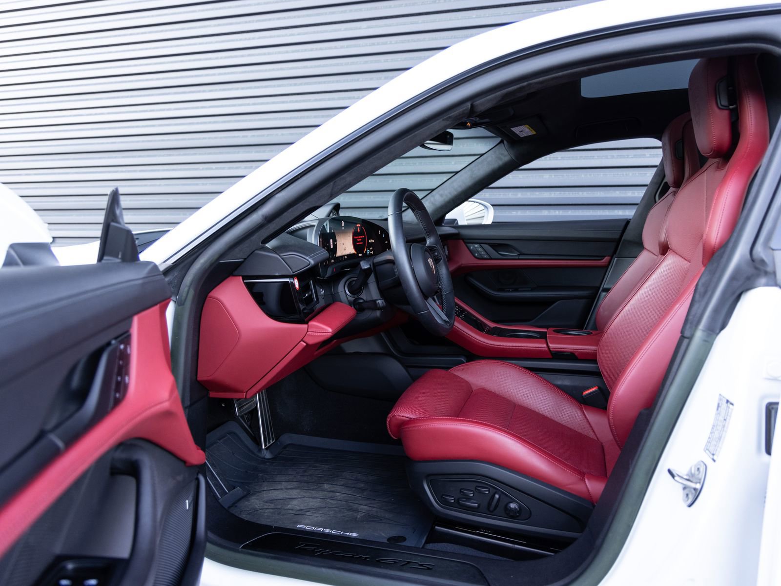 Certified 2023 Porsche Taycan GTS image 24