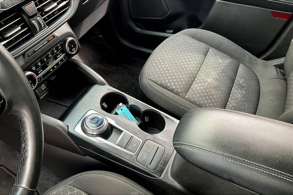 Used 2023 Ford Escape Active w/ Cold Weather Package FWD image 14