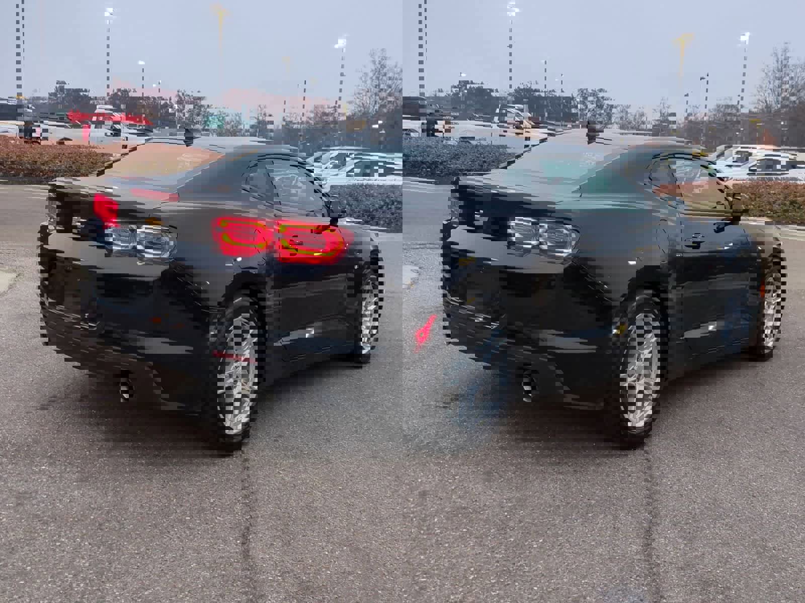 Used 2022 Chevrolet Camaro LT image 8