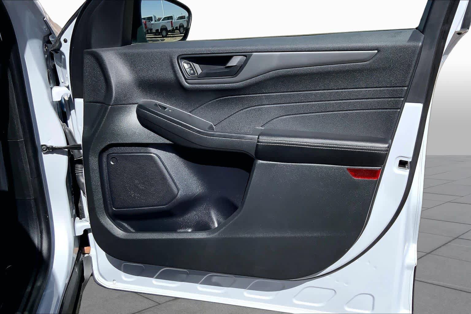 Used 2025 Ford Escape Active FWD image 40