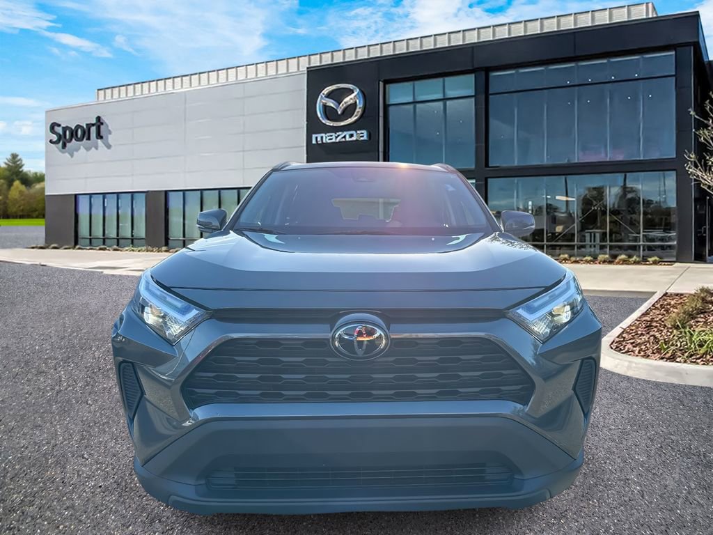 Used 2022 Toyota RAV4 XLE w/ Convenience Package image 9