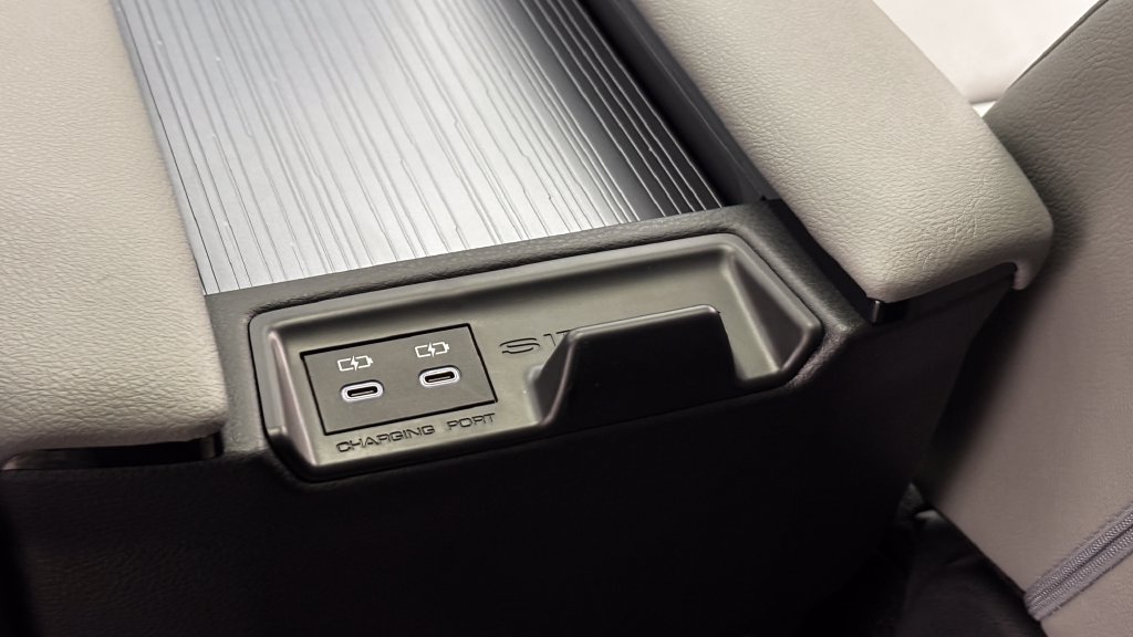 Certified 2026 Toyota Sienna XLE FWD image 35