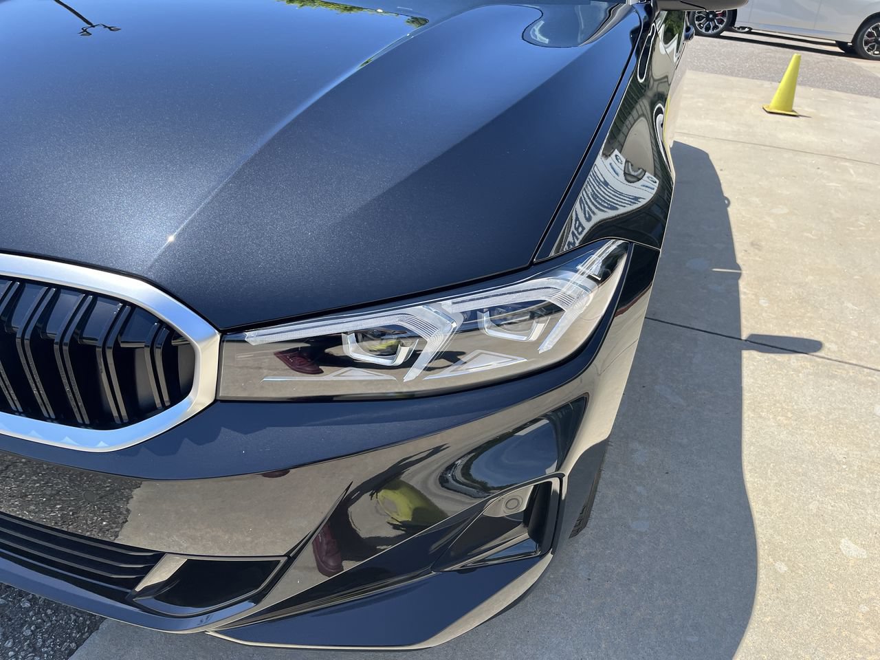 Used 2026 BMW 330i xDrive Sedan w/ Premium Package AWD/4WD image 11