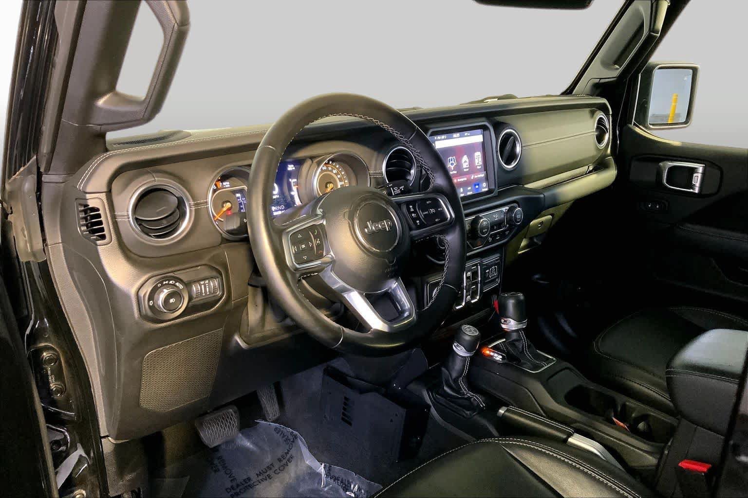 Used 2021 Jeep Wrangler Unlimited Sahara AWD/4WD image 18