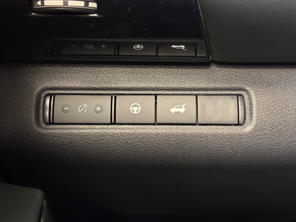 New 2026 Nissan Pathfinder SV image 28