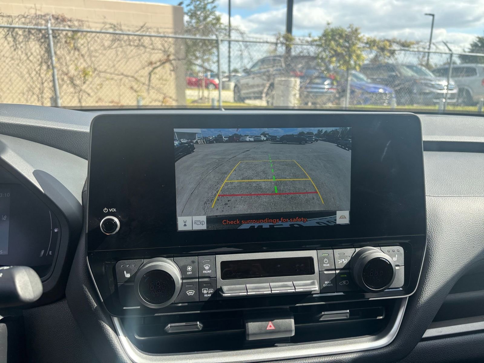 Used 2025 Toyota Grand Highlander FWD image 17