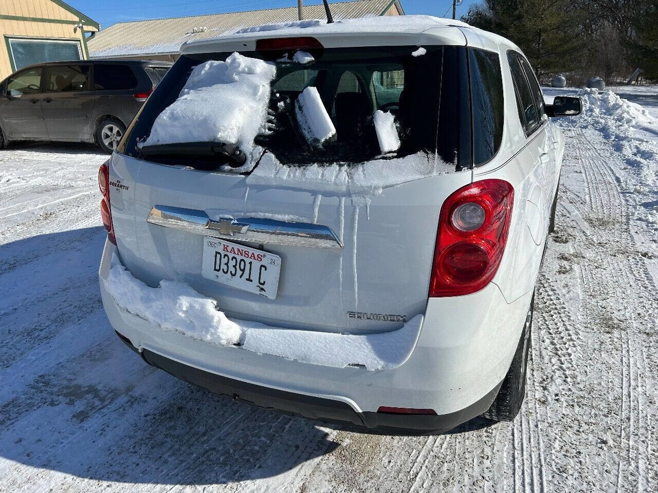 Used 2011 Chevrolet Equinox LS w/ Bluetooth Package FWD image 9
