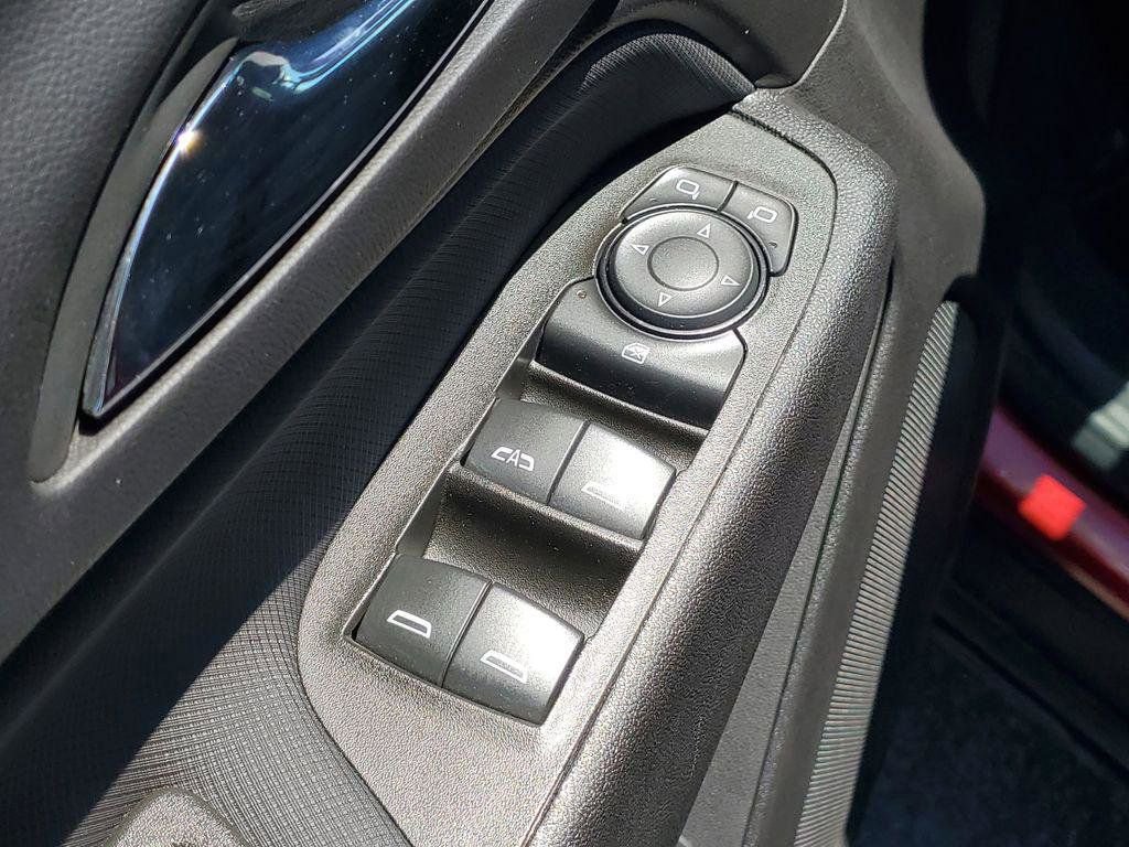 Used 2024 Chevrolet Equinox RS AWD/4WD image 22