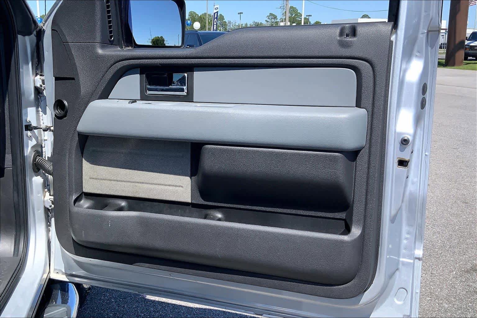 Used 2013 Ford F150 XLT w/ Luxury Equipment Group RWD image 22