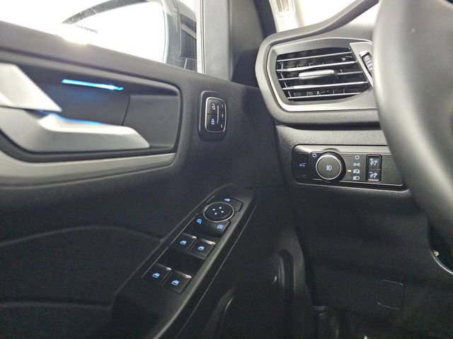Certified 2024 Ford Escape Platinum image 10