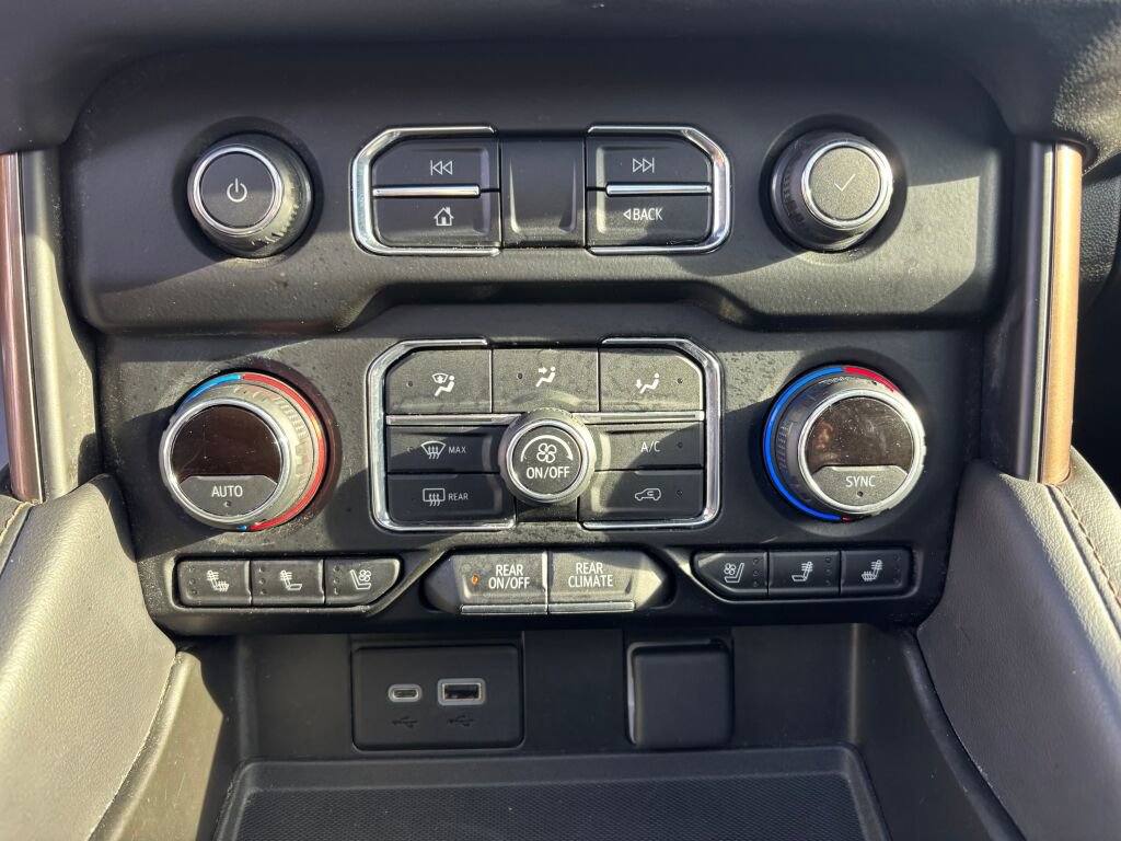 Used 2021 Chevrolet Tahoe High Country image 18