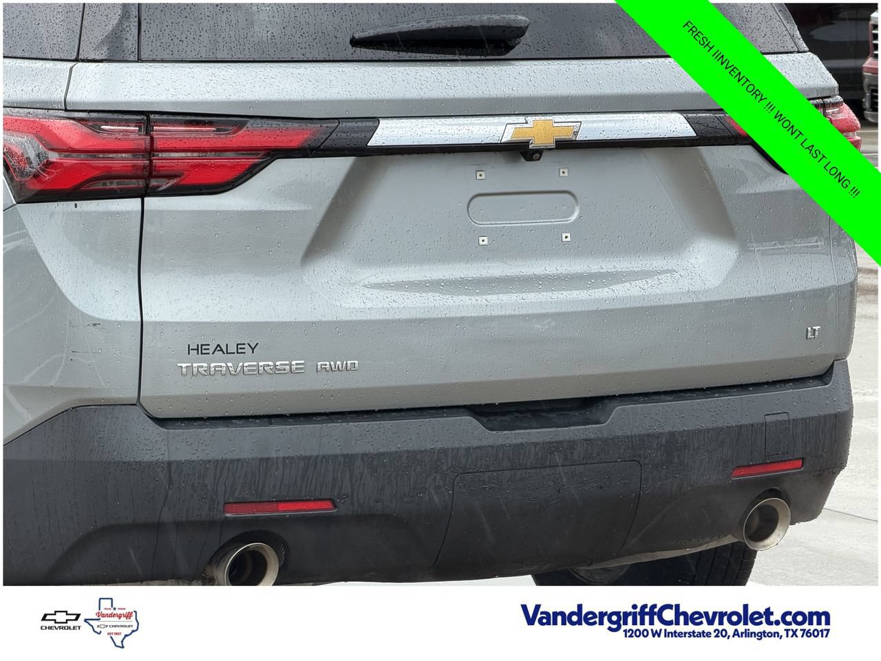 Used 2023 Chevrolet Traverse LT AWD/4WD image 6