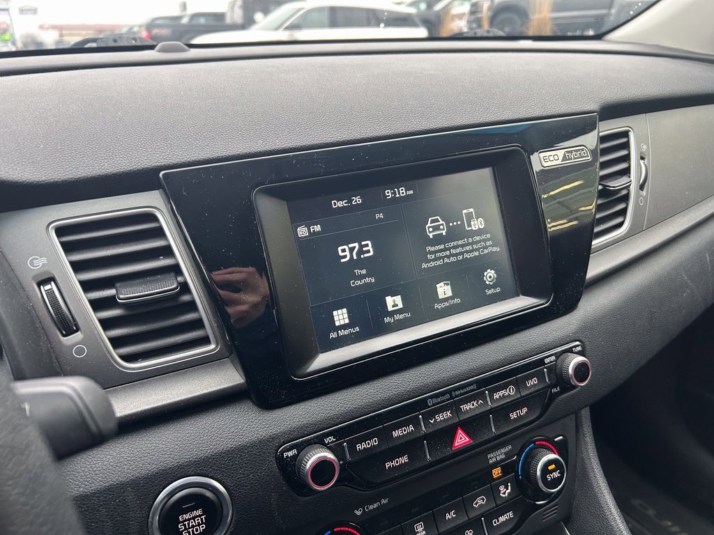 Used 2018 Kia Niro LX image 18