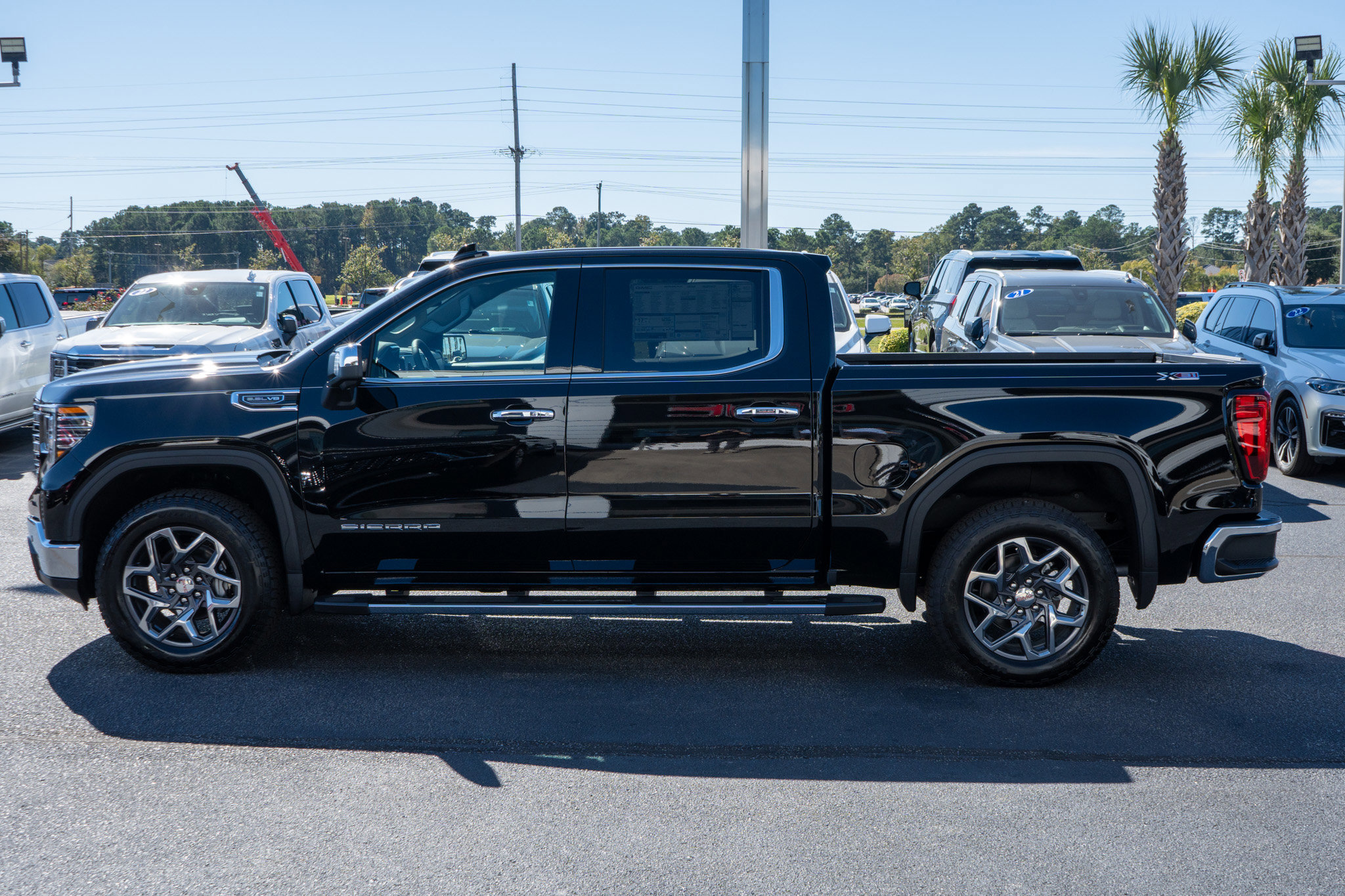 New 2026 GMC Sierra 1500 SLT w/ SLT Premium Plus Package image 6