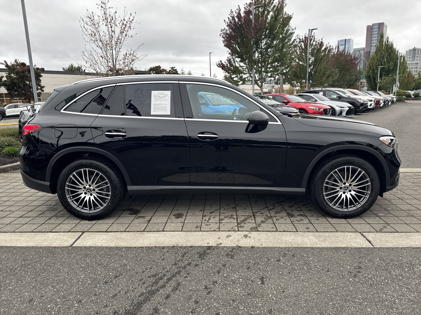 Certified 2026 Mercedes-Benz GLC 300 4MATIC image 5