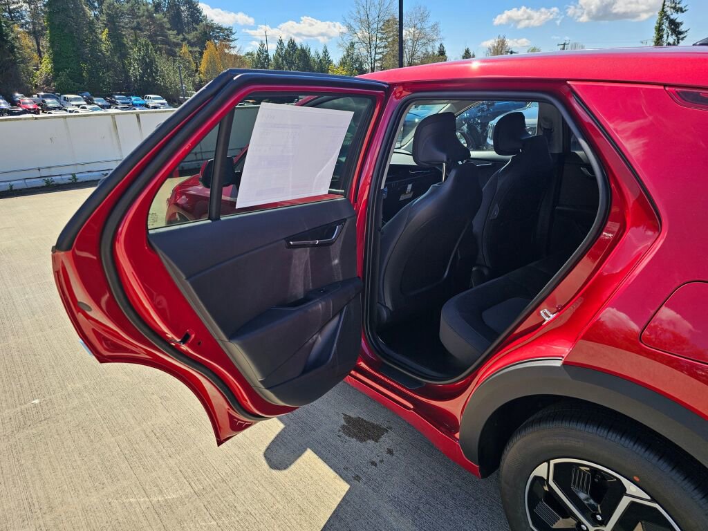 New 2026 Kia Niro LX FWD image 20