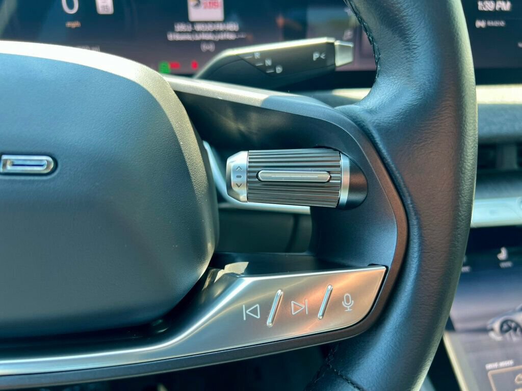 Used 2025 Lucid Air Pure RWD image 24