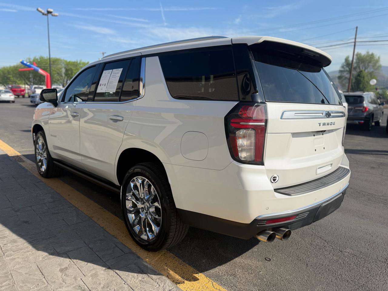 Used 2023 Chevrolet Tahoe High Country w/ Premium Package 2 AWD/4WD image 6