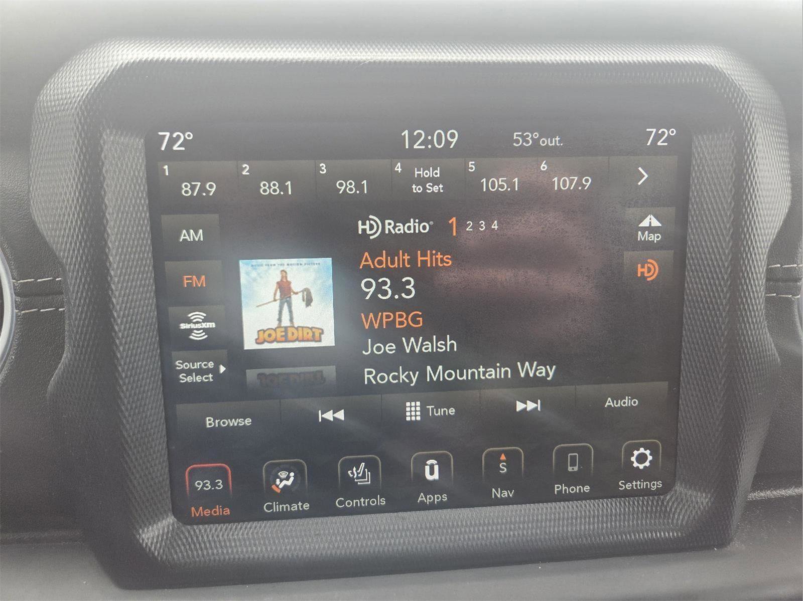 Used 2020 Jeep Gladiator Overland image 14