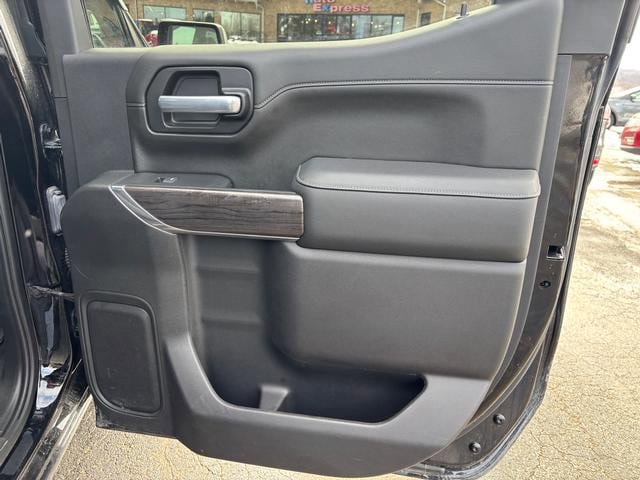 Used 2022 Chevrolet Silverado 1500 LTZ AWD/4WD image 14