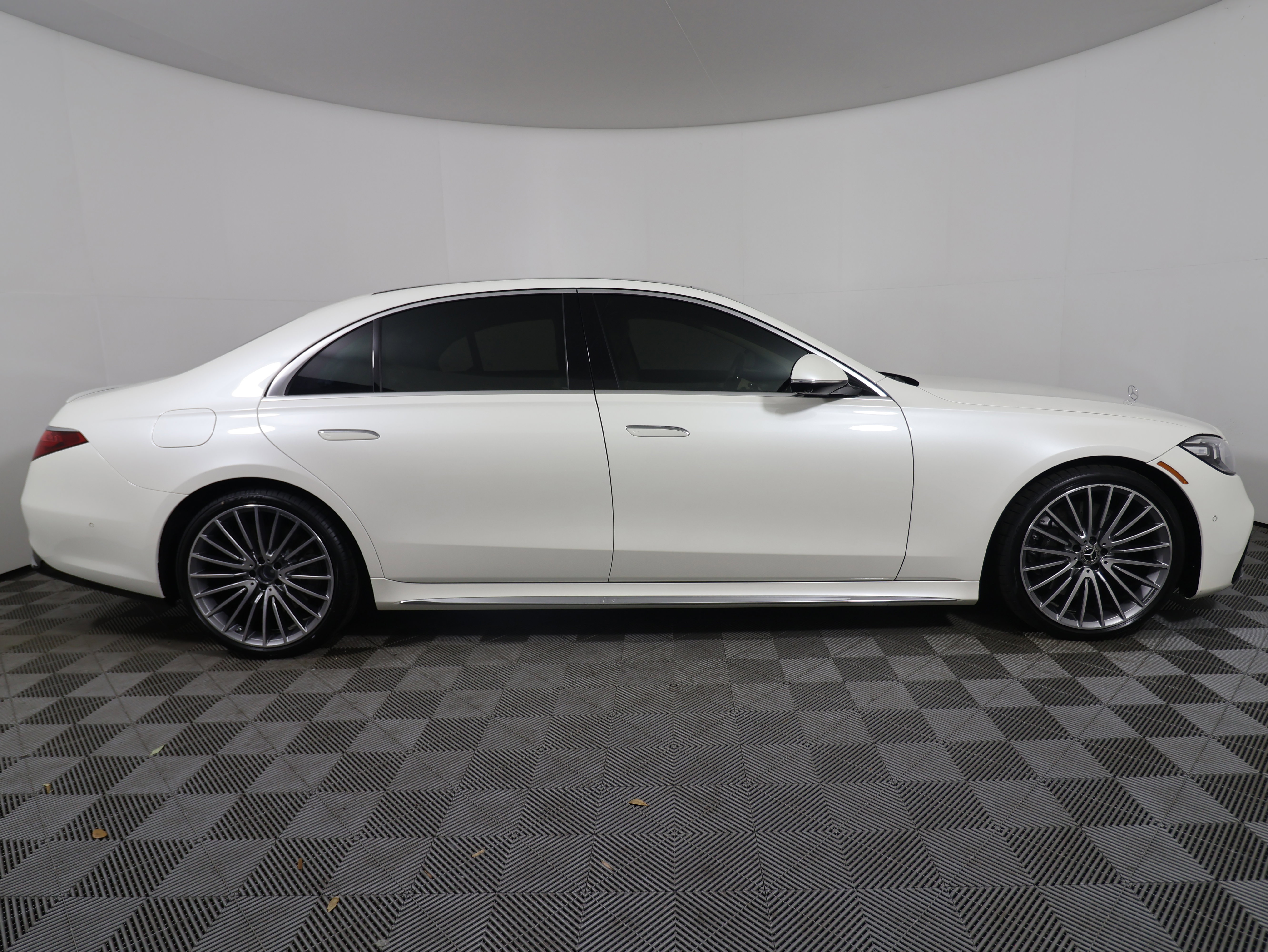 Certified 2022 Mercedes-Benz S 580 4MATIC Sedan image 6