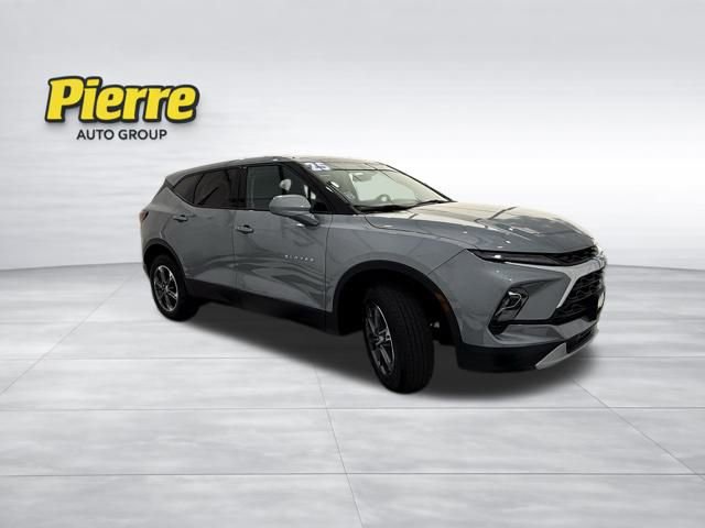 Used 2025 Chevrolet Blazer LT image 8