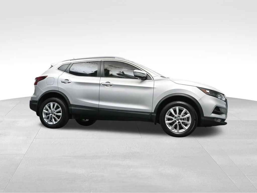 Used 2022 Nissan Rogue Sport SV w/ Technology Package FWD image 27