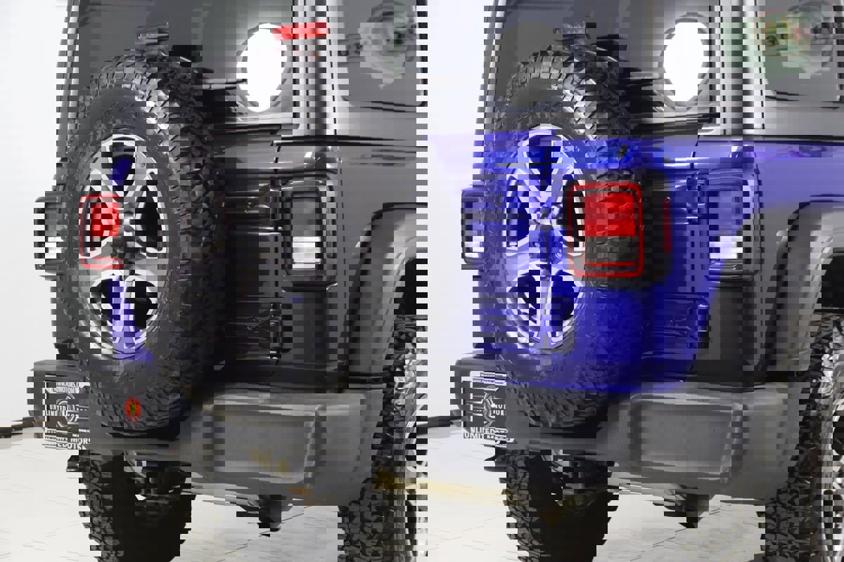 Used 2018 Jeep Wrangler Unlimited Sport S image 38