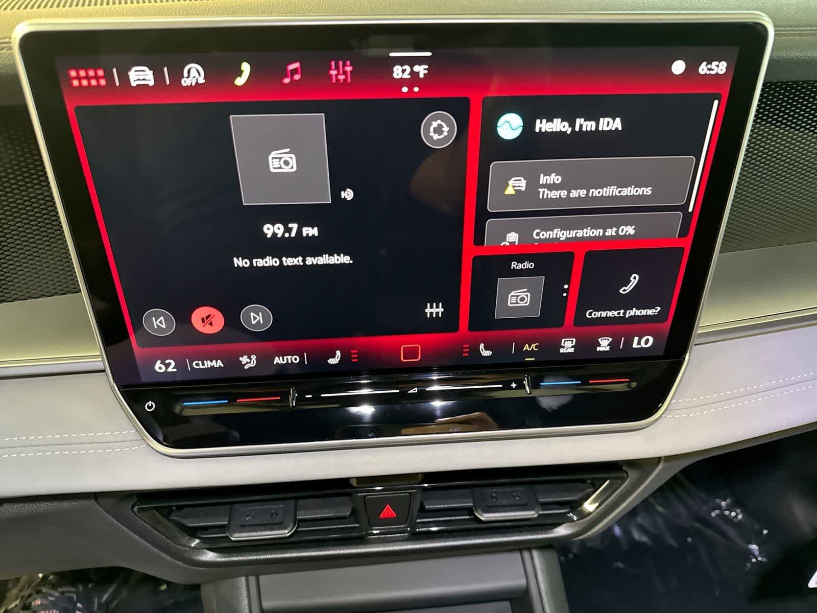 New 2026 Volkswagen Tiguan SE R-Line FWD image 35