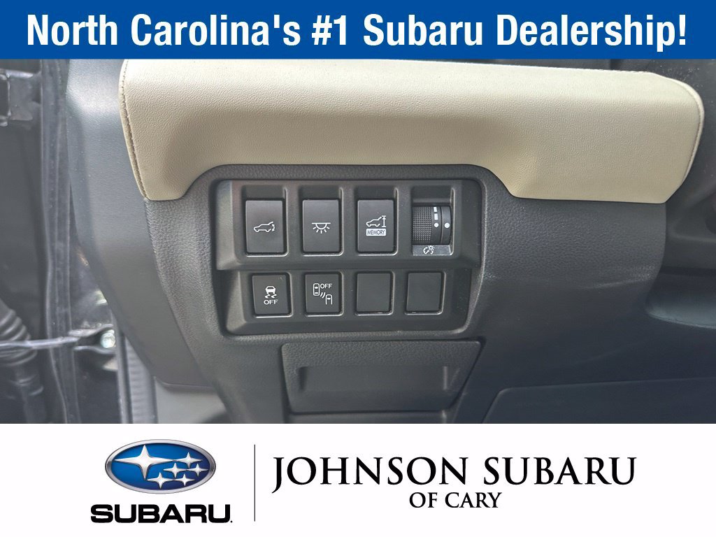 Used 2022 Subaru Ascent Limited AWD/4WD image 15
