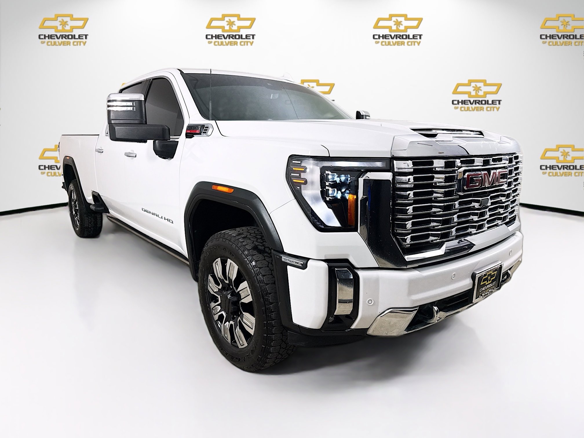 Used 2024 GMC Sierra 3500 Denali w/ Denali Reserve Package image 1
