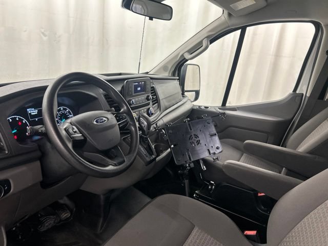 Used 2023 Ford Transit 150 Low Roof AWD image 22