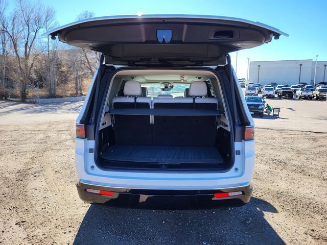 Used 2024 Jeep Wagoneer Series III w/ Premium Group I image 27