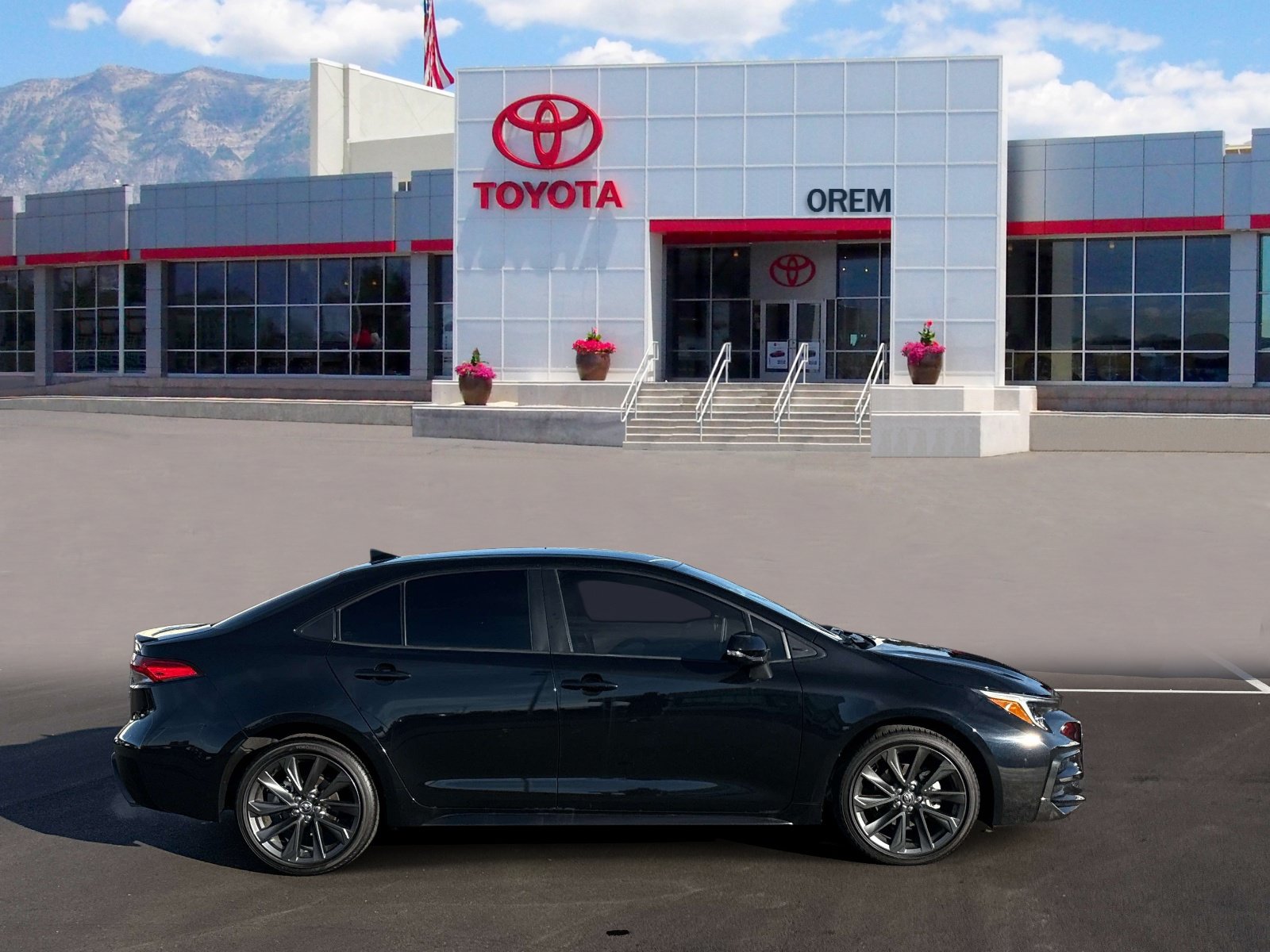 Used 2026 Toyota Corolla SE w/ SE Package FWD image 3