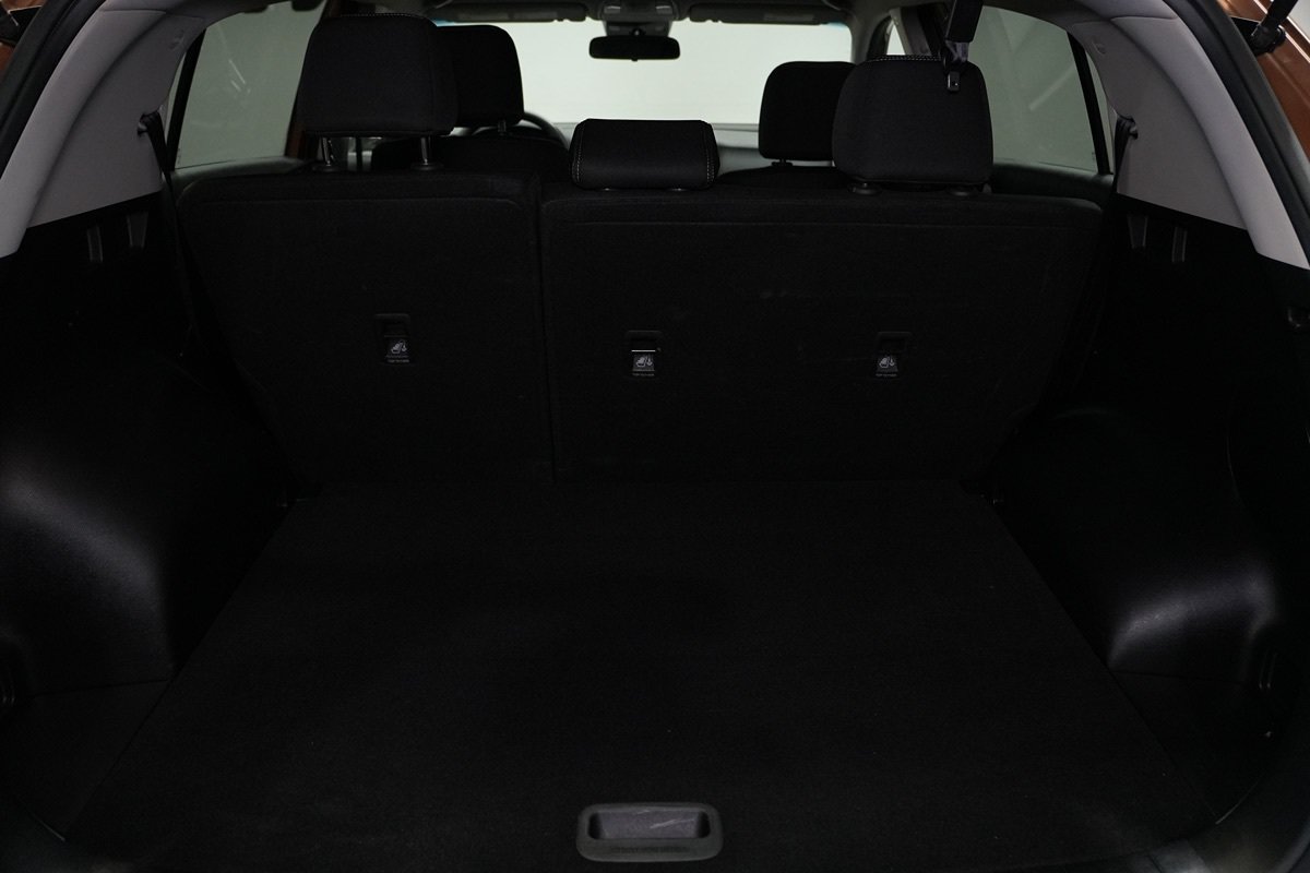 Used 2020 Kia Sportage LX FWD image 16