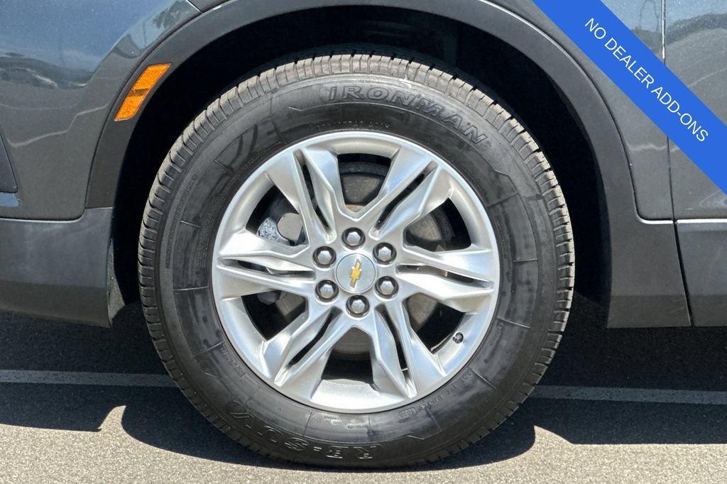 Used 2020 Chevrolet Blazer LT FWD image 32
