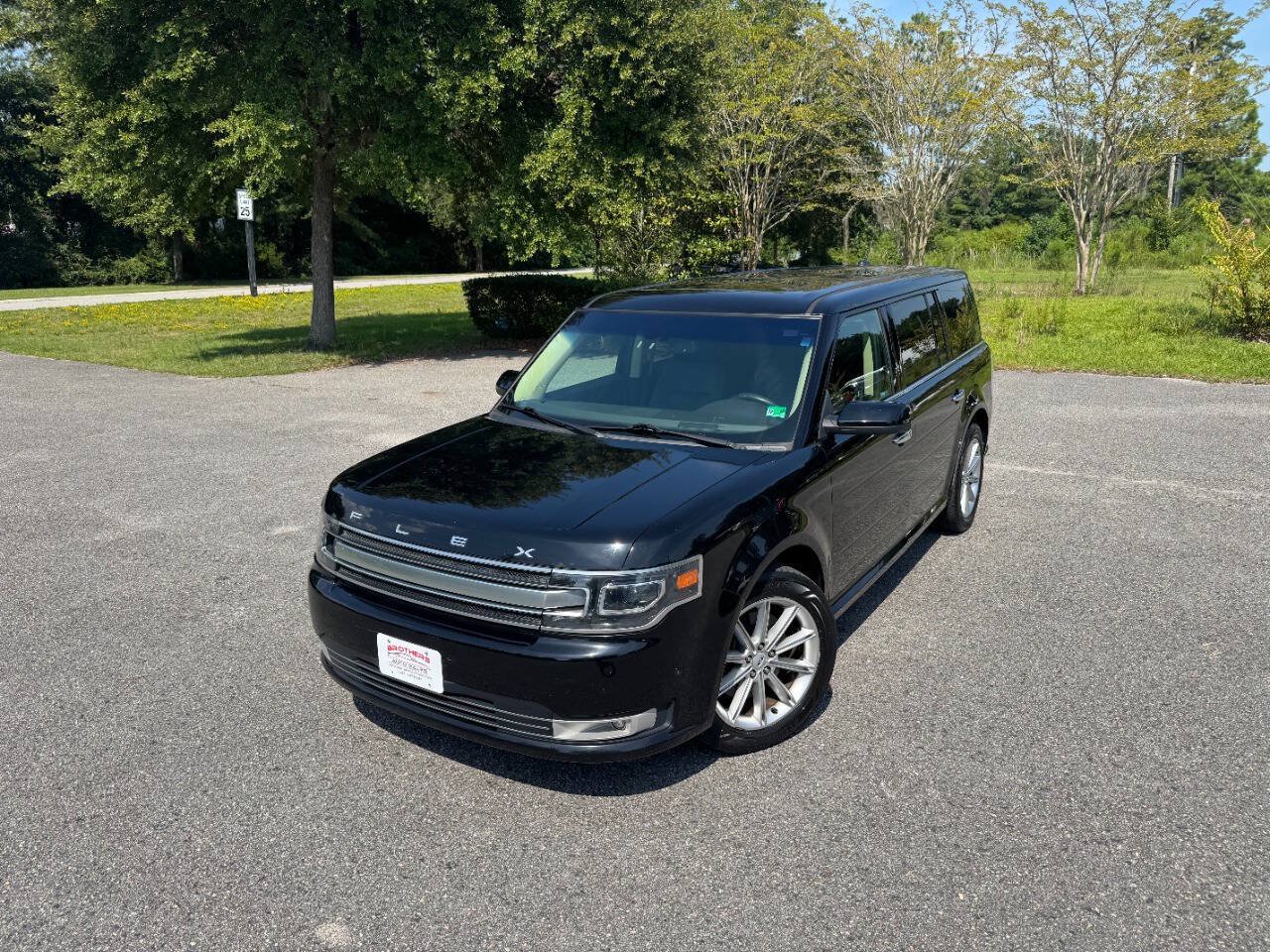 Used 2018 Ford Flex Limited w/ Equipment Group 301A AWD/4WD image 32