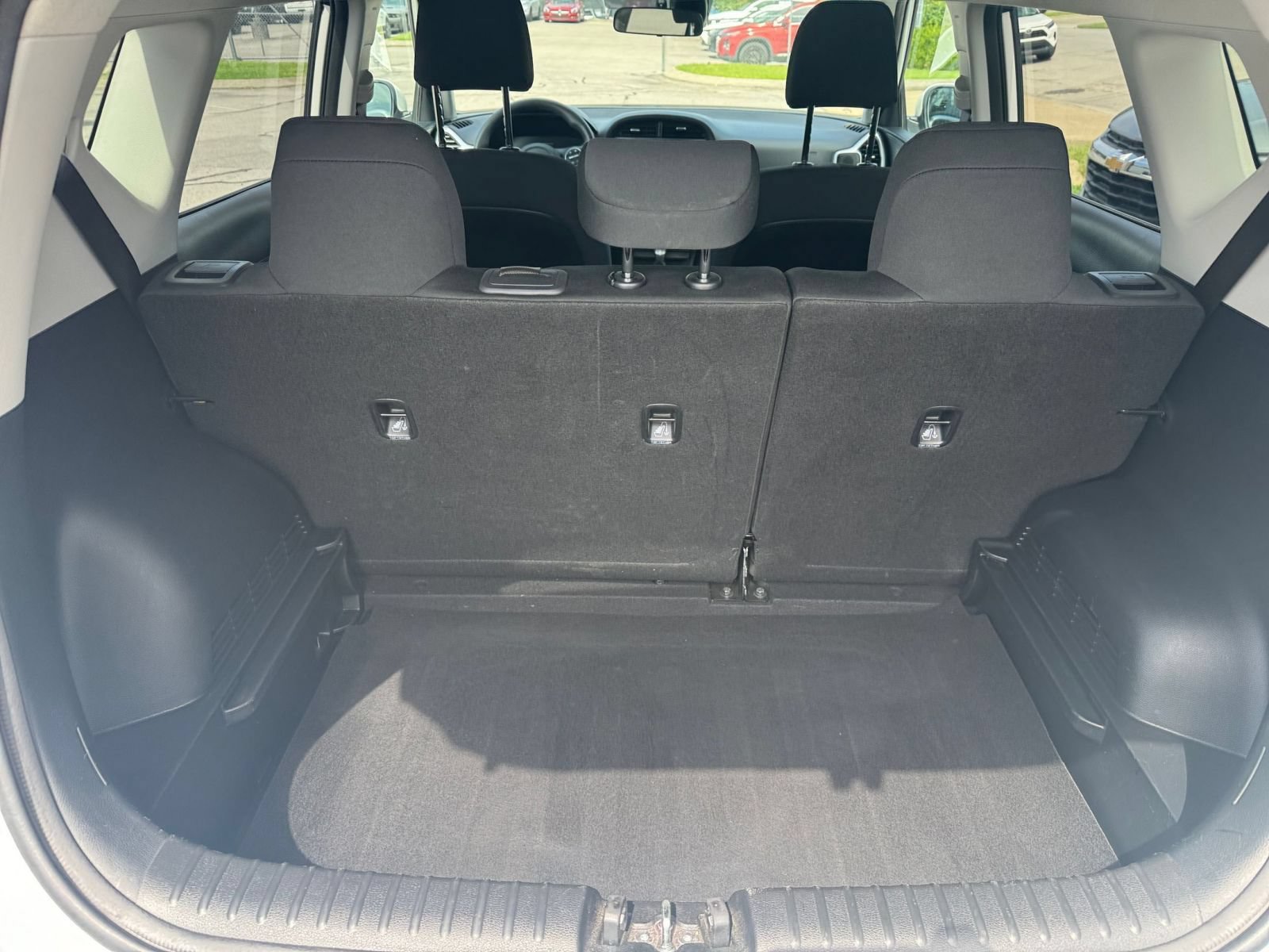 Used 2025 Kia Soul LX w/ LX Technology Package FWD image 29