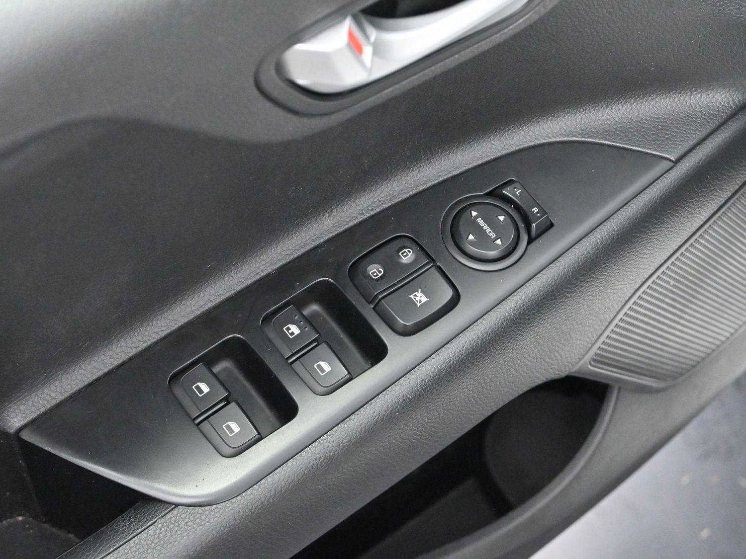 Used 2021 Kia Rio S image 10