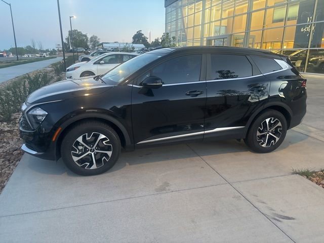 Used 2023 Kia Sportage EX w/ EX Premium Package image 1