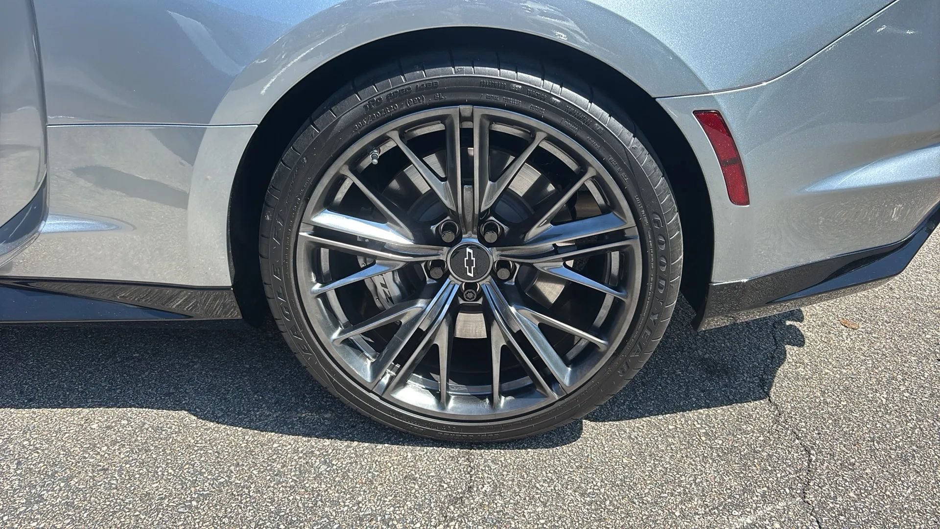 Used 2023 Chevrolet Camaro ZL1 RWD image 28