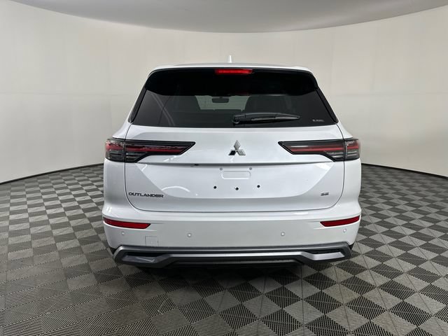 New 2026 Mitsubishi Outlander SE AWD/4WD image 6
