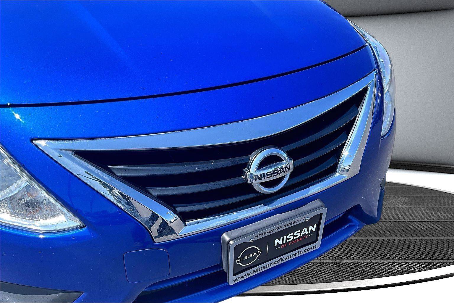 Used 2017 Nissan Versa SV FWD image 29
