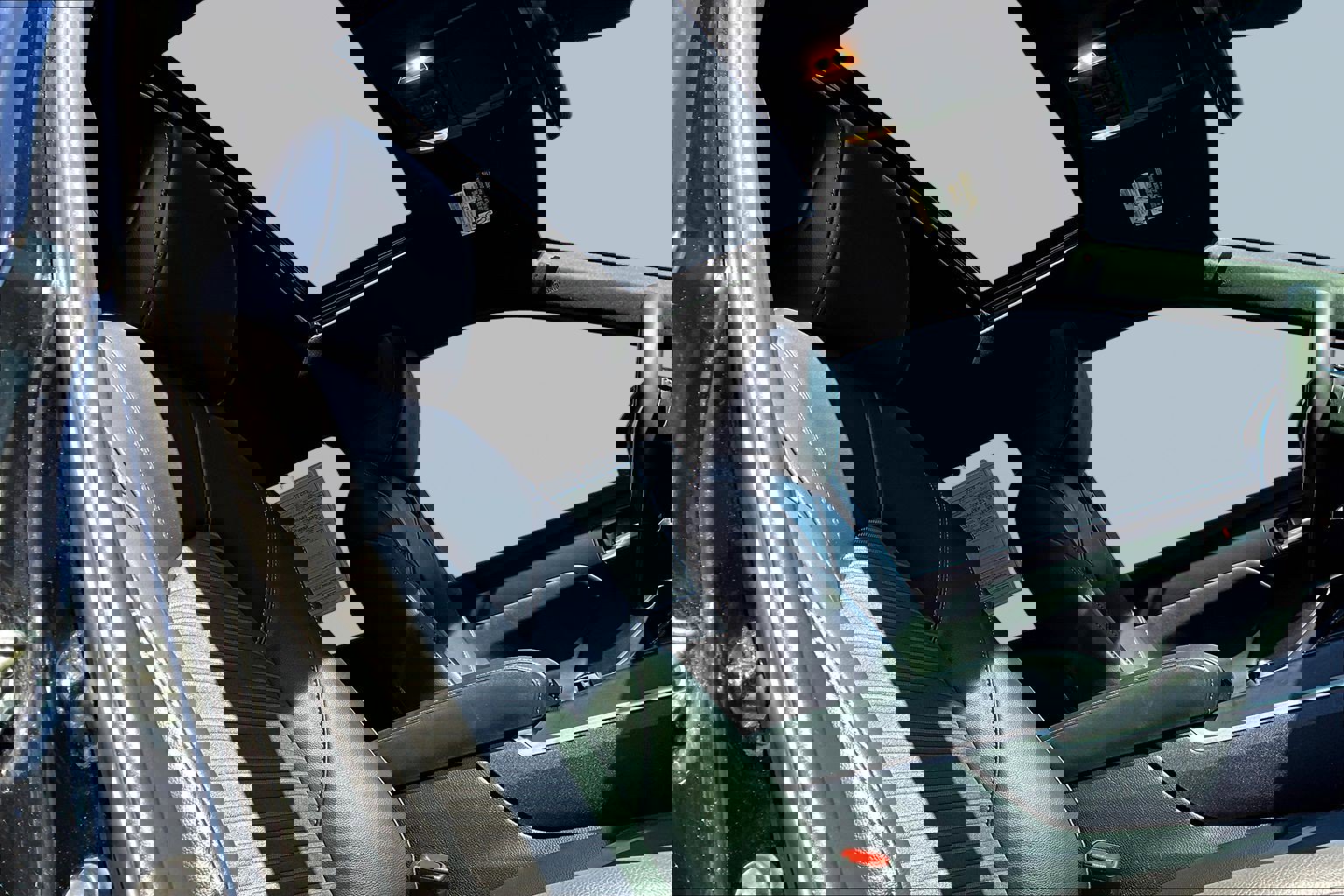 Used 2023 Toyota Highlander XSE image 28