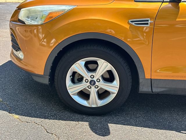 Used 2016 Ford Escape SE FWD image 14