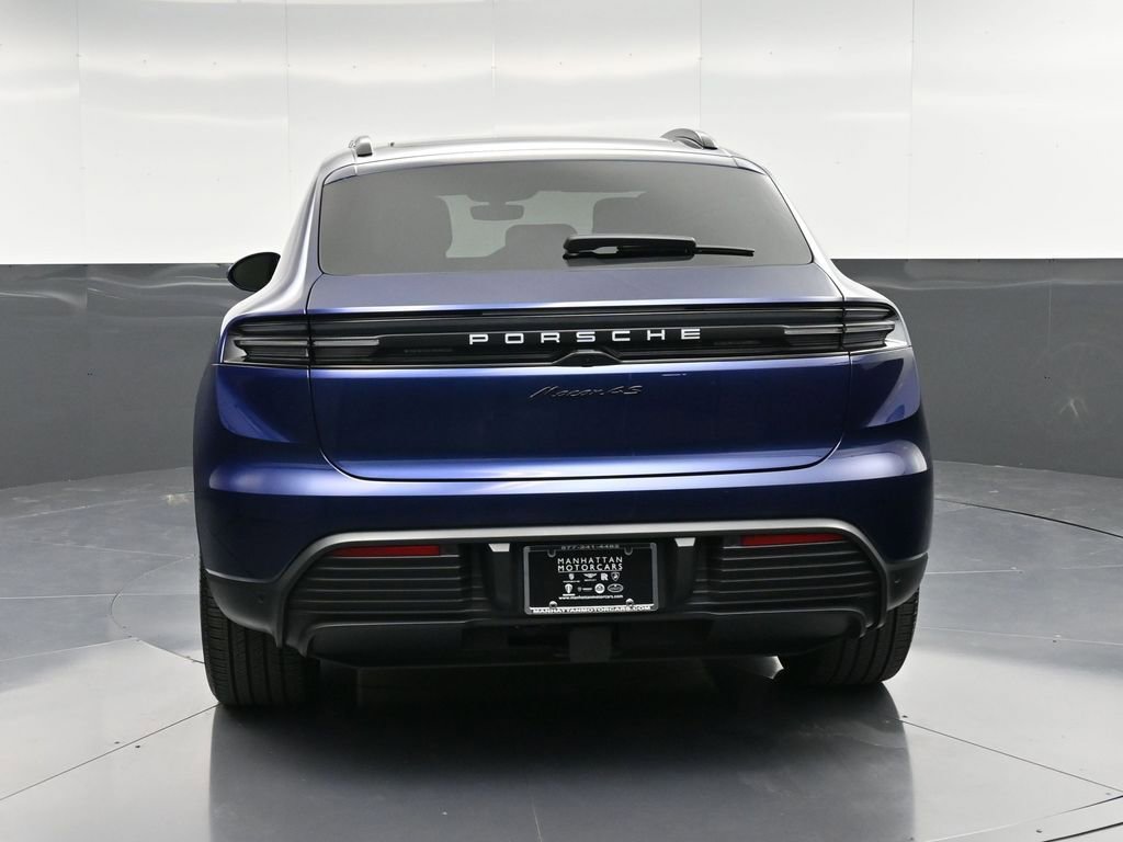 Certified 2025 Porsche Macan 4S Electric image 7