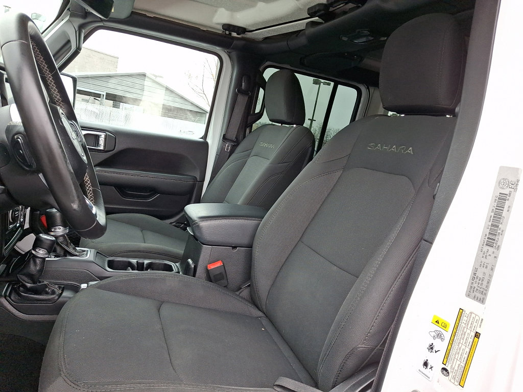 Used 2020 Jeep Wrangler Unlimited Sahara w/ Uconnect 4C Nav & Sound Group image 24