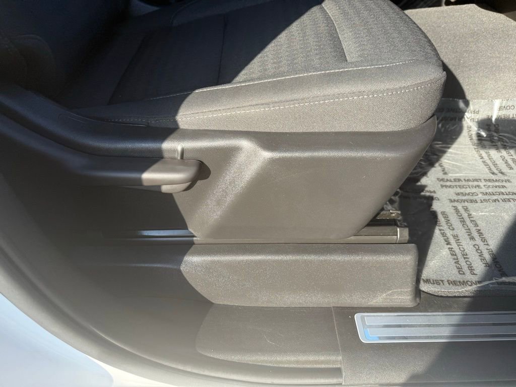 Used 2023 Chevrolet Silverado 1500 LT image 41